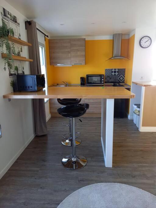 La Grelauderie 4 *